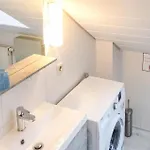2 In Σπίτι διακοπών